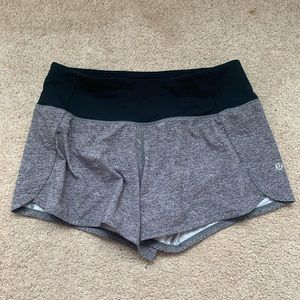 Lululemon Run Times Short II 2.5”